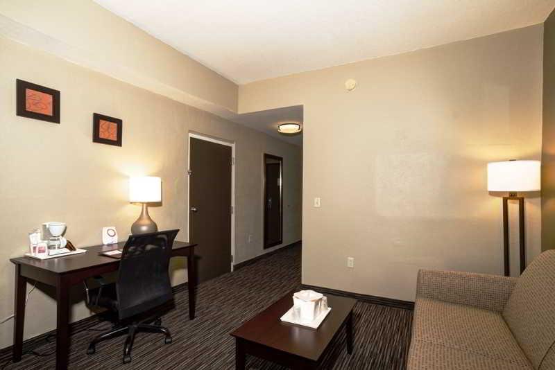 Comfort Suites Clearwater - Dunedin Exterior foto